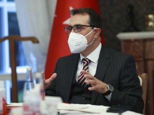 Bakan Dönmez, keşfedilen doğalgaz rezervinin 2027 yılında Türkiye’nin yıllık iç ihtiyacının yaklaşık üçte birini karşılar hale geleceğini bildirdi
