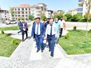 Yeşilyurt’ta modern yaşam alanlarına yenileri ekleniyor