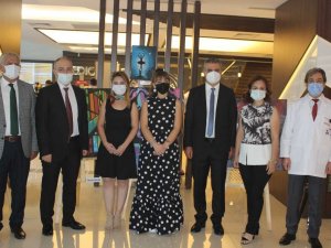 Romatizma tedavisi gören hastalardan resim sergisi