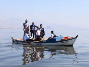 AK Parti İzmir’den körfez çıkarması