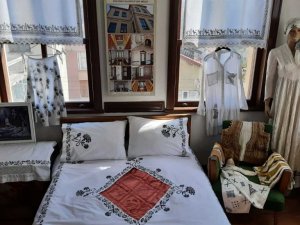 Taş baskı sergisi, Belediye Kent Müzesi’nde açıldı