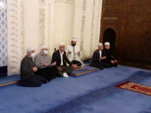 Diyanet Karabağ şehitlerini andı