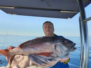 Tuttuğu balıklara kendisi bile inanamadı