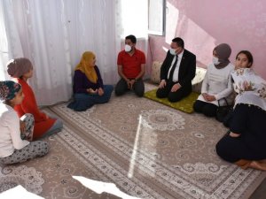 Göreve geldikten sonra ziyaret ettiği ilk bölgedeki vatandaşları unutmadı