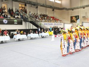 Gaziantep’te şölen havasında yarışma