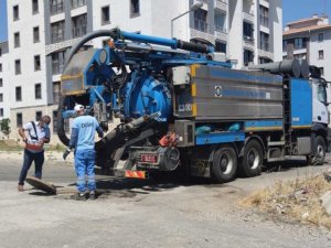 250 bin metrelik yağmur suyu şebekesinde sonbahar temizliği