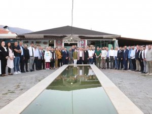 AK Parti İzmir İl Yönetimi Kiraz’da toplandı