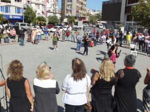 Balıkesir’de Ayvalıklı amatörlerin konseri Burhaniyelileri coşturdu