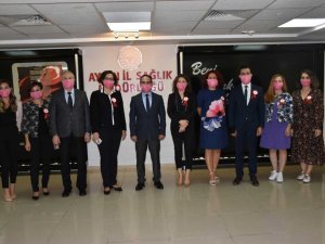 Geliri Omurilik Felçliler Derneği’ne bağışlanan kitabın, tanıtımı yapıldı