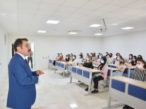 İlk öğrenciler, ilk ders