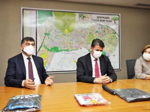 Tedavi gören asker ve hastalara pijama takımı hediye edilecek