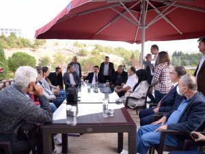 Altıeylül Belediyesi’nden kitap fuarı