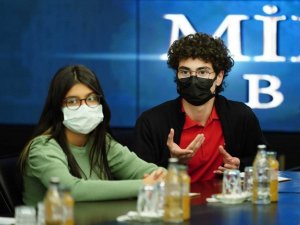 Bakan Özer: “Türkiye genelinde öğrencilerin okula devam oranı yüzde 95’in üzerinde”