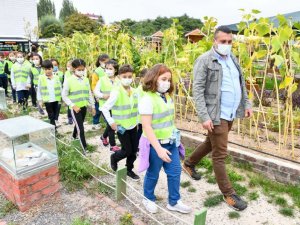 Çocuklar geri dönüşümün önemini öğreniyor