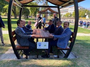 Osmangazi’den Balkanlar’a hizmet köprüsü