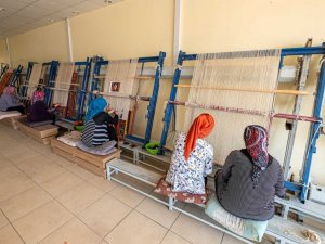 Osmanlı’nın gözbebeği Şarkışla kilimi açılan kurslarla yaşatılıyor
