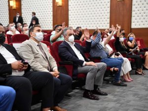 Başkan Esen, yeniden Konyaaltı Kent Konseyi başkanlığına seçildi