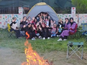 Bu da kitap okuma kampı