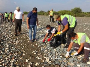 25 kilometrelik sahil petrol atıklarından temizlendi