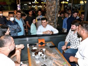 Yenilenen Kafeler Caddesi açılıyor