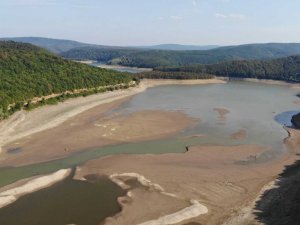 İstanbul’un su ihtiyacını karşılayan Kazandere ve Papuçdere barajları kuruma noktasına geldi