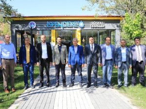 Battalgazi’deki yatırımları bu kez Yeniden Refah Partililer yerinde gördü