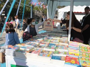 Altıeylül Kitap Fuarı açıldı