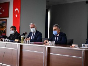 Vali Seymenoğlu: “Salgınla Mücadelede En Büyük Silahımız Aşı”