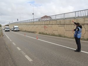 Zabıta ekipleri dolmuş denetiminde bulundu