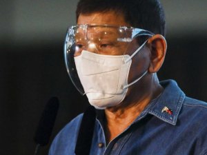 Filipinler Devlet Başkanı Duterte: "Siyaseti bırakıyorum"