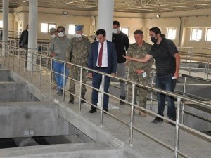Kaymakam Özdemir içme suyu arıtma tesisinde incelemelerde bulundu