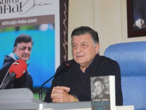 Yılmaz Vural: “Futbol hiçbir zaman 22 kişinin top peşinde koştuğu bir olay değildir”