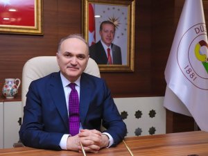 Başkan Özlü’den aşı olamayanlara sert tepki