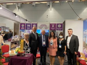 Başkan Tarhan, tarım projelerini Tarımsal Kalkınma Zirvesinde tanıttı