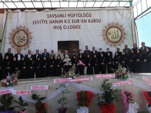 Tavşanlı’da 24 hafız için ’Taç giyme’ töreni düzenlendi