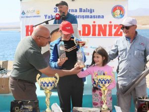 Develi’de düzenlenen 3. Turna Balığı Tutma Yarışmasına büyük ilgi