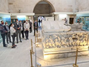 Dünyanın en sağlam Amazon lahdi ve en büyük ikinci taş kitabesi Kütahya’da