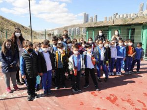 Hayvanları Koruma Günü’nde sevgi dolu buluşma