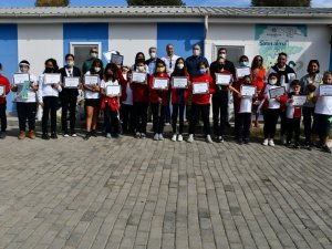 Kuşadası Belediyesi çocukları can dostlarla buluşturdu