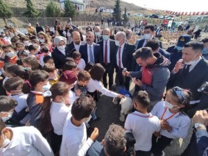 Ankara’da “4 Ekim Hayvanları Koruma Günü” kutlandı