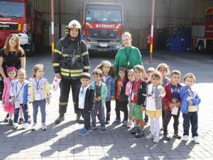 Büyükşehir İtfaiyesi, minikleri ağırladı