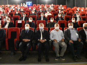 Vali Aydoğdu muhtarlarla “Akif” filmini izledi