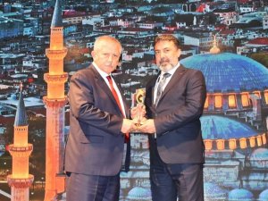 Amasya Belediyesi’ne ‘En çevreci belediye’ ödülü