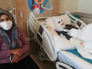 70 yaşındaki kadın tüp patlaması sonucu feci şekilde yandı