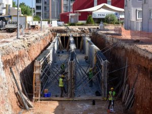 Göçmen Kavşağında deplase çalışmaları devam ediyor