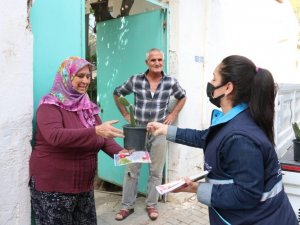 Aydın Büyükşehir Belediyesi vatandaşlara ’ejder meyvesi’ fidesi dağıttı