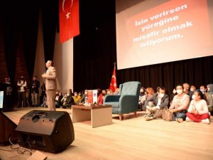 Hasan Can Kültür Merkezi doldu taştı