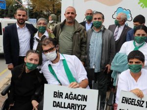 Trafolar engelleri aşarak renkleniyor