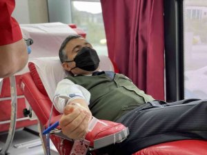 Sağlıkçıların kampanyasına polis ve jandarmadan destek