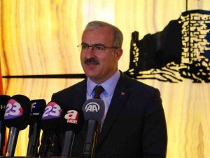 Elazığ’a atanan Vali Toraman görevine başladı